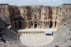 What did Roman theaters look like?-example-1