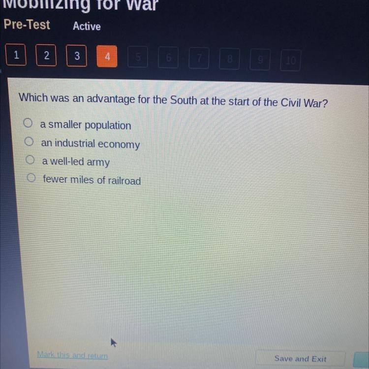 Which was an advantage for the South at the start of the Civil War? a smaller population-example-1