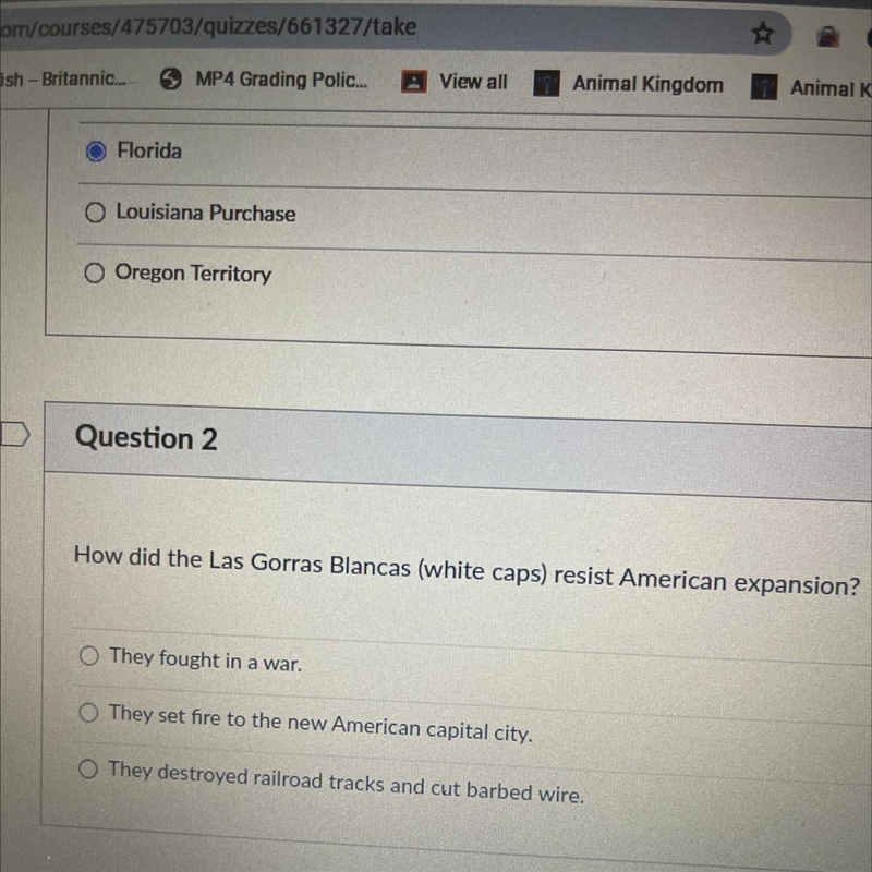 How did the Las Gorras Blancas (white caps) resist American expansion?-example-1