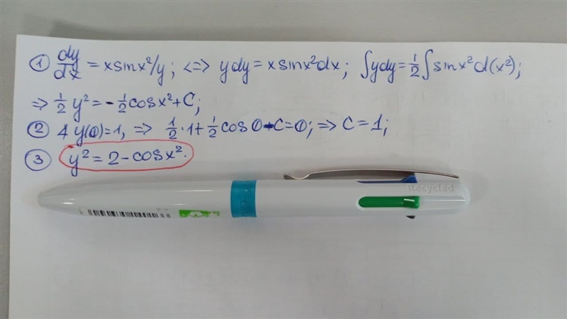 Nếu đồ thị của y=f(x) đi qua điểm (0,1), và dy/dx=xsin(x^2)/y, thì f(x)= ?-example-1