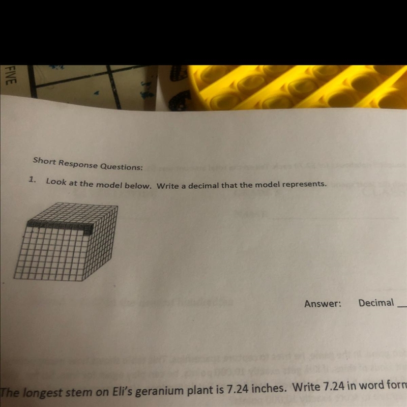 Write a decimal that the model represents-example-1