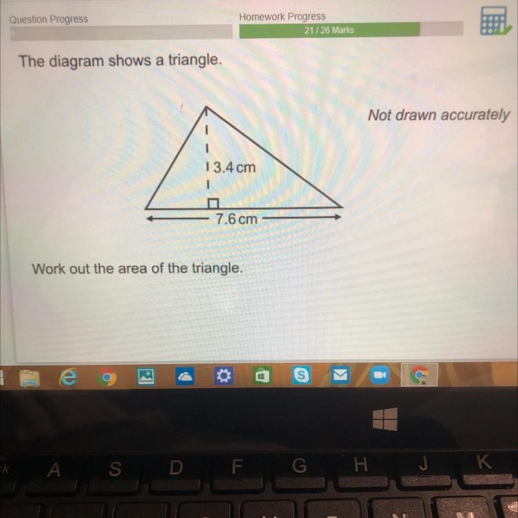 Work out the area of the triangle.-example-1