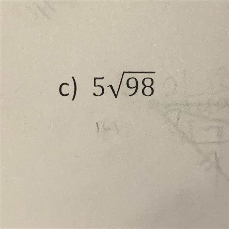 SOMEONE PLEASE HELP!! I need someone to explain how to simplify radicals. The picture-example-1