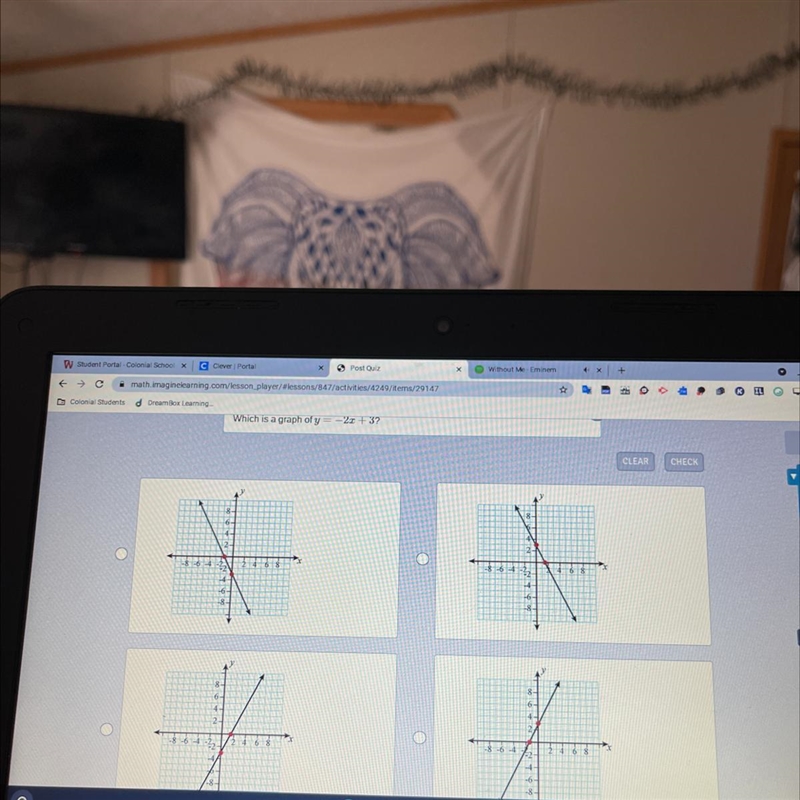 Which is a graph of y = -2x+ 3?-example-1