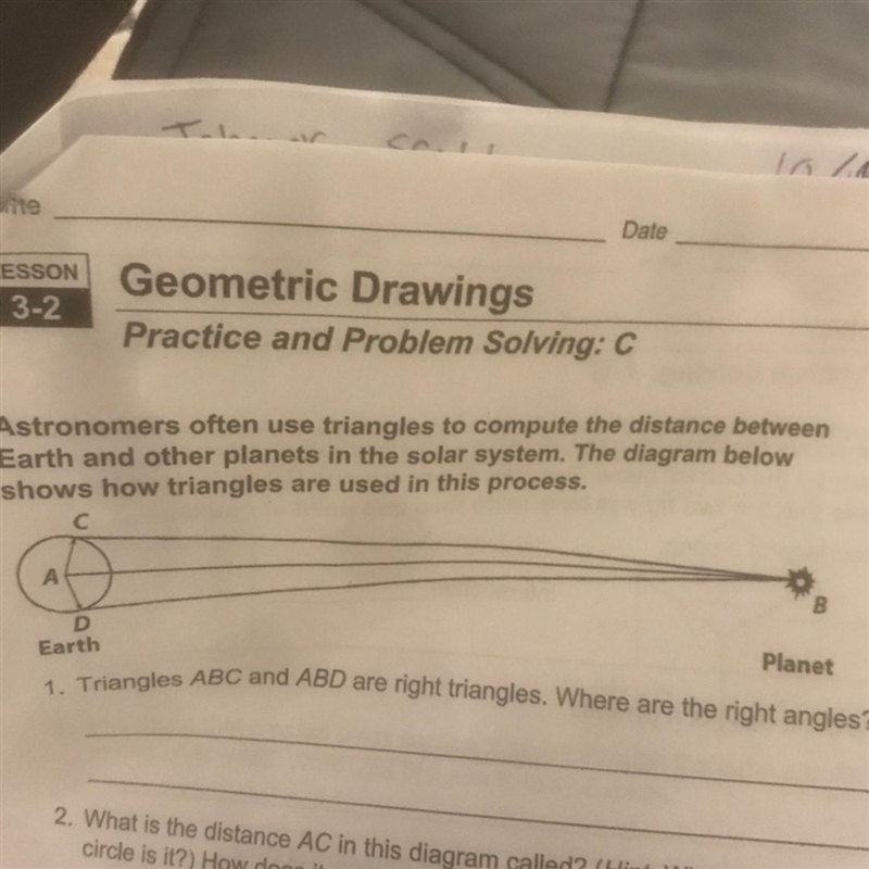 Astronomers often use triangles to compute the distance between Earth and other planets-example-1