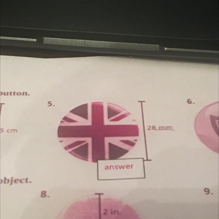 Find the radius of the button-example-1