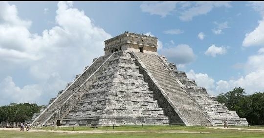 Maya______ were connected by culture political ties, and trade​-example-1