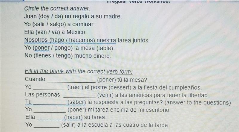 Circle the correct answer: Juan (doy / da) un regalo a su madre. Yo (salir / salgo-example-1