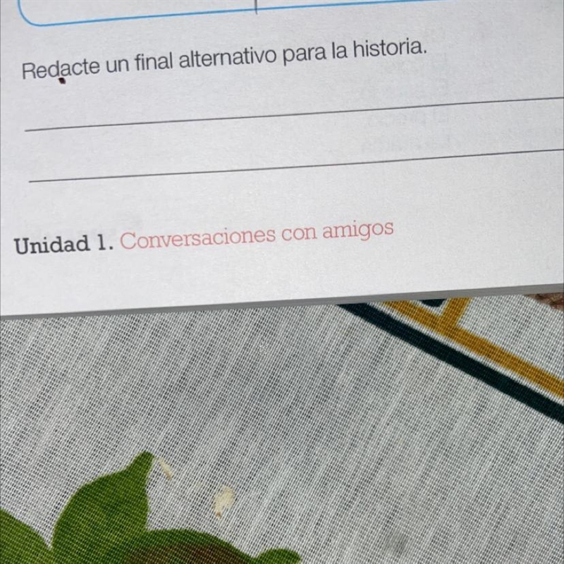 4. Responda. Había una vez una rana que quería ser auténtica, y todos los días se-example-1