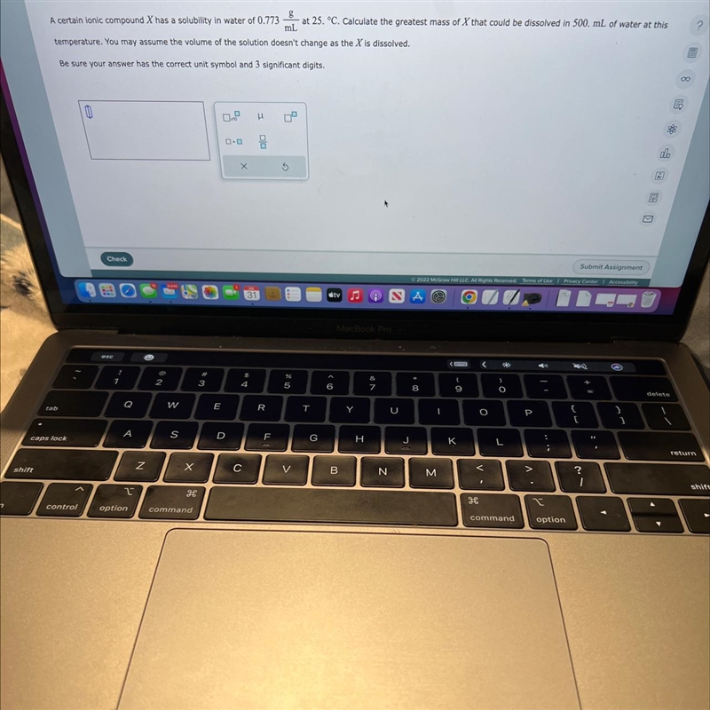 A certain ionic compound X has a solubility in water of 0.773 g/mL. Calculate the-example-1