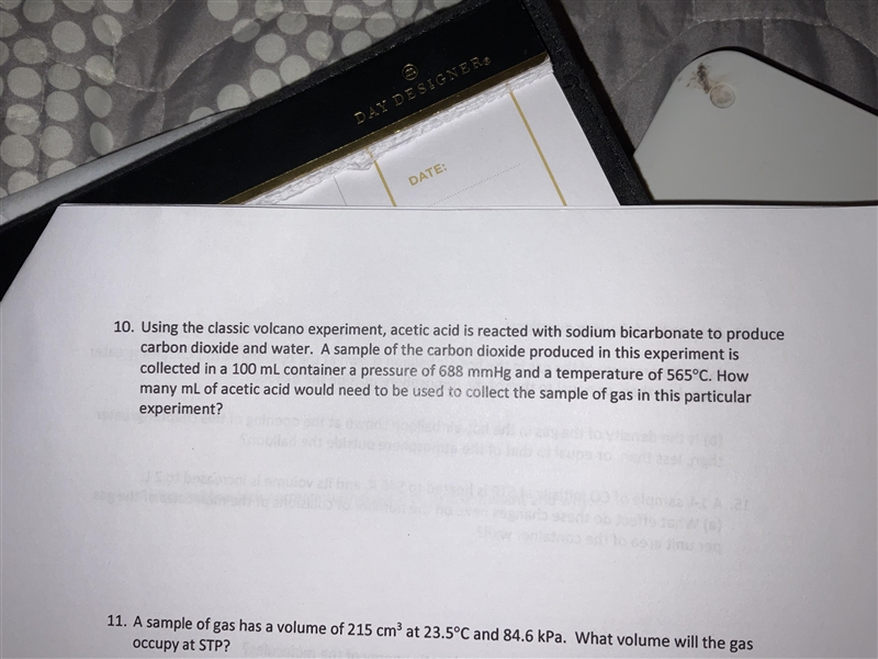 I’m not sure how to solve this problem it’s number 10 I’m in high school chemistry-example-1