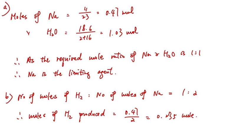 A sample of 11.0 g of sodium is reacted with 18.6 g of water to produce sodium hydroxide-example-1