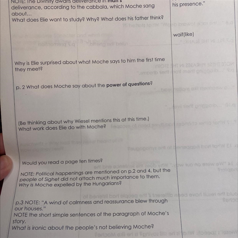 Night by elie Wiesel chapter one Please help with these questions !-example-1