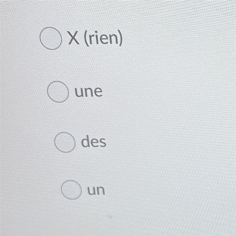 Fill in the blank with the correct article (if necessary): Il y a _____ serveuse à gauche-example-1