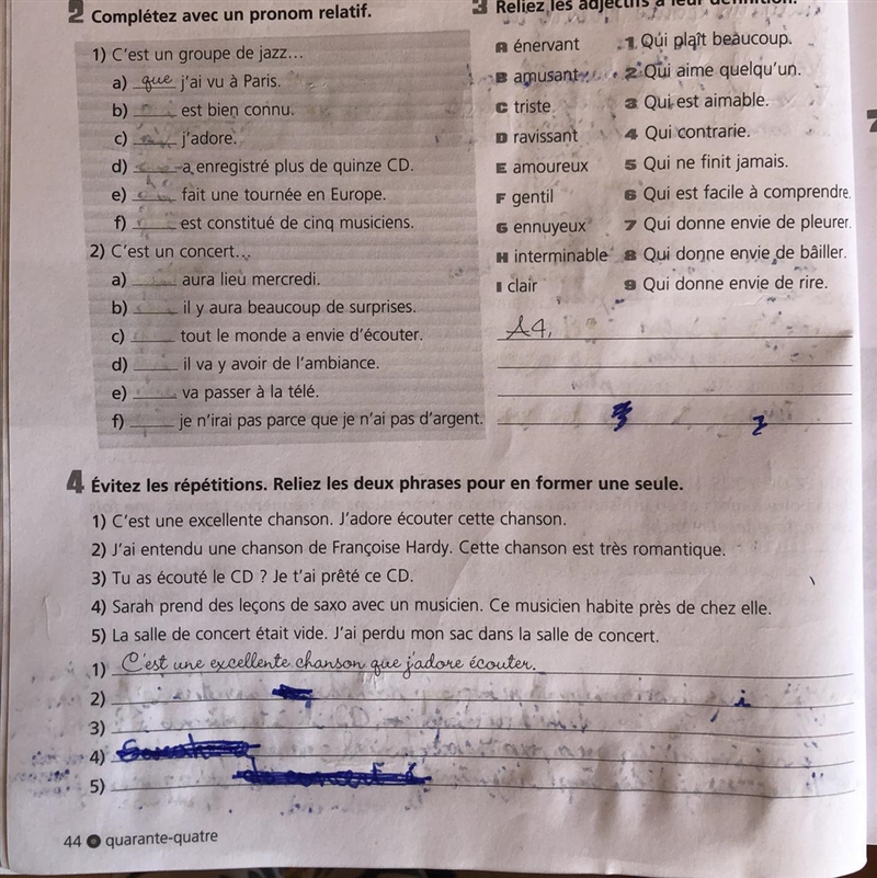 ASPA NEED help!!! French homework 4. (Photo) Évitez les répétitions. Reliez les deaux-example-1