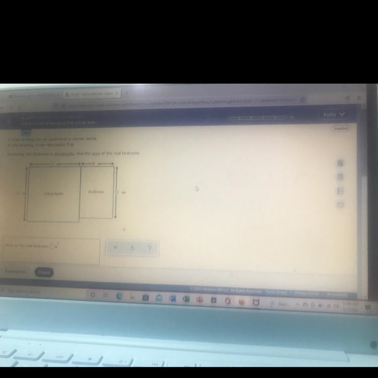 A scale drawing for an apartment is shown below. In the drawing, 4 cm represent 5m-example-1