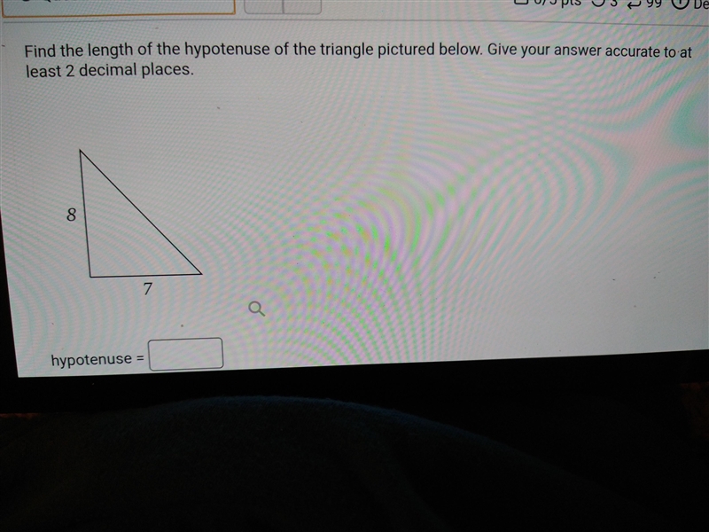 Find the length of the hypotenuse of the triangle pictured below. Give your answer-example-1