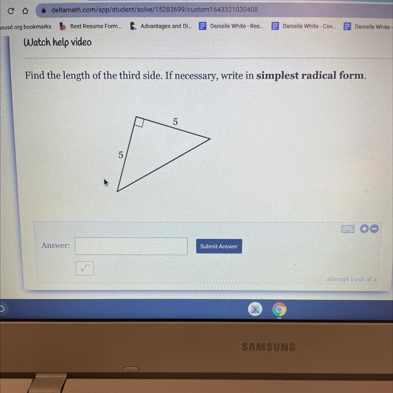 Find the length of the 3rd side using the simplest radical form-example-1