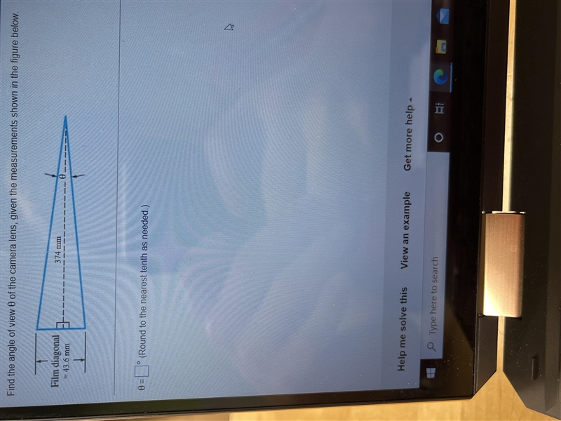 Find the angle of θ of the camera lens, given the measurements shown in the figure-example-1