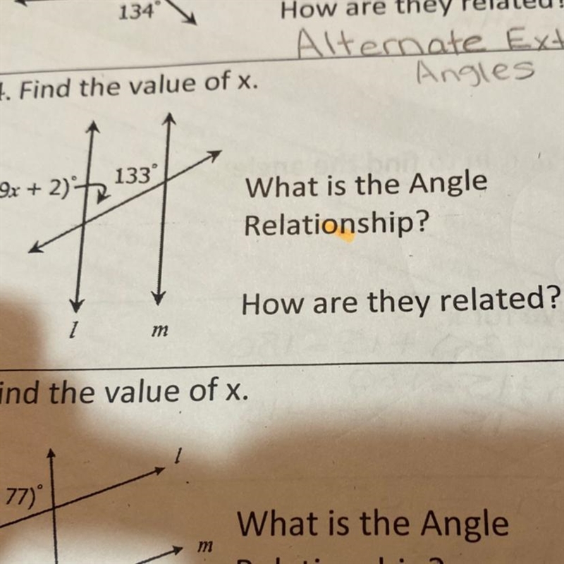 Find the value of x and the angles relationship-example-1