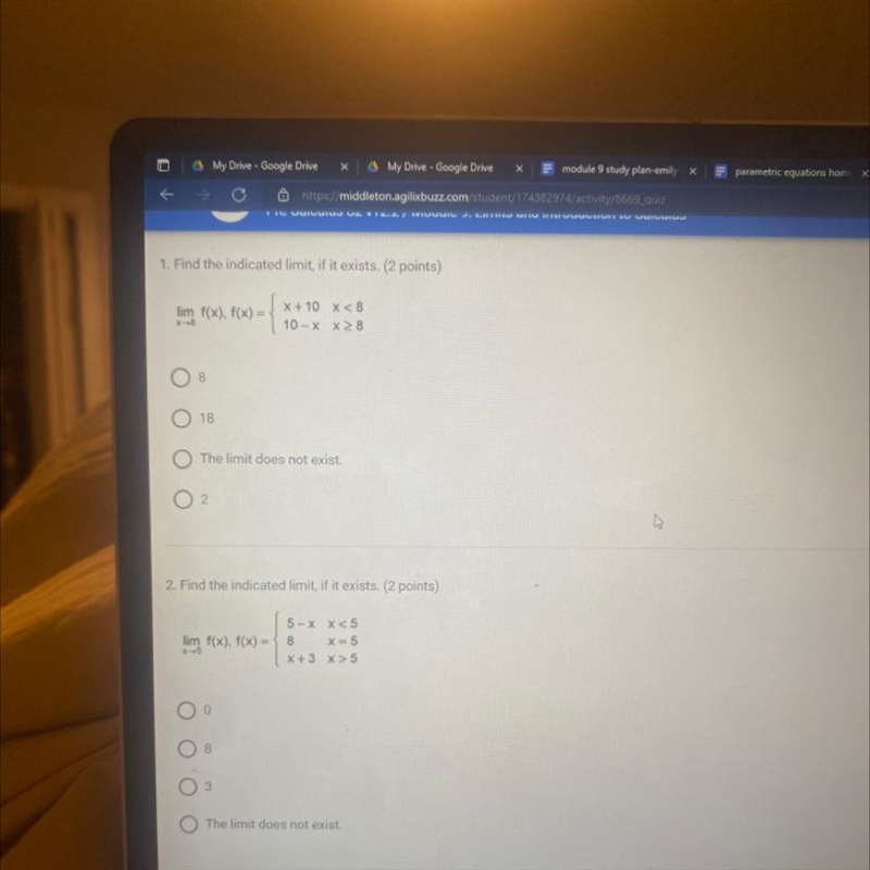 Stuck on these two questions.. finding the indicated limit-example-1