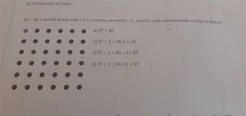 10 - 5and the black dot is +1 and the red dot -1, how much is represented in the figure-example-1