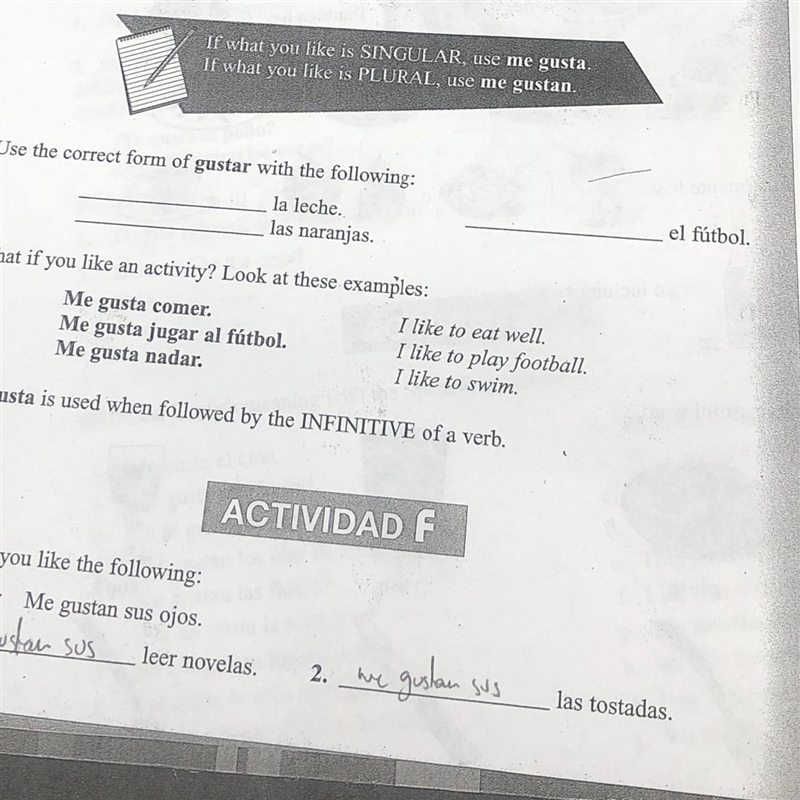 Can someone hep with my spanish work please? :) only 3 questions-example-1