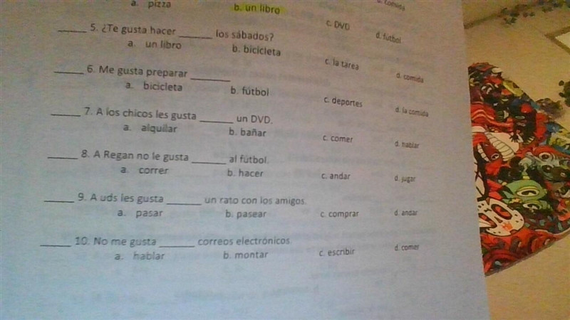 Spanish work please help!!-example-1