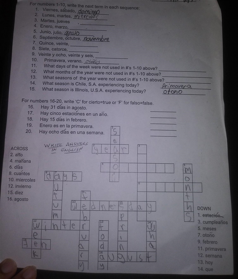 Spanish crossword and questions PLEASE HELP ​-example-1