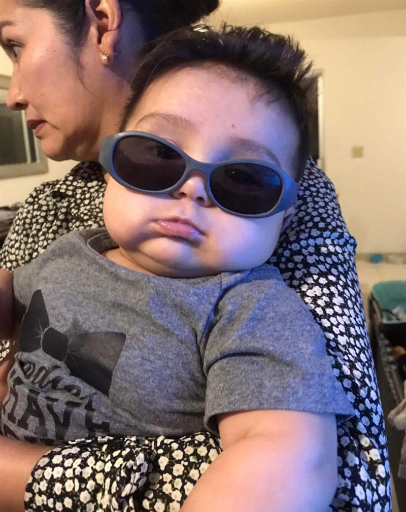 This baby got more swag then you-example-1