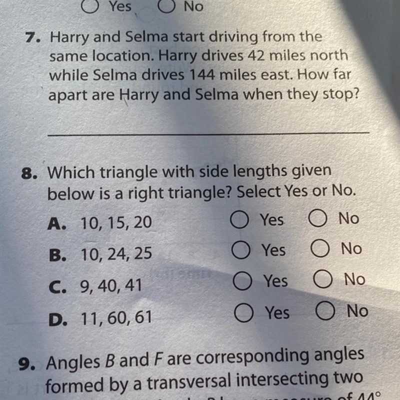 I’m not sure what they mean by right triangle? Can u help?-example-1