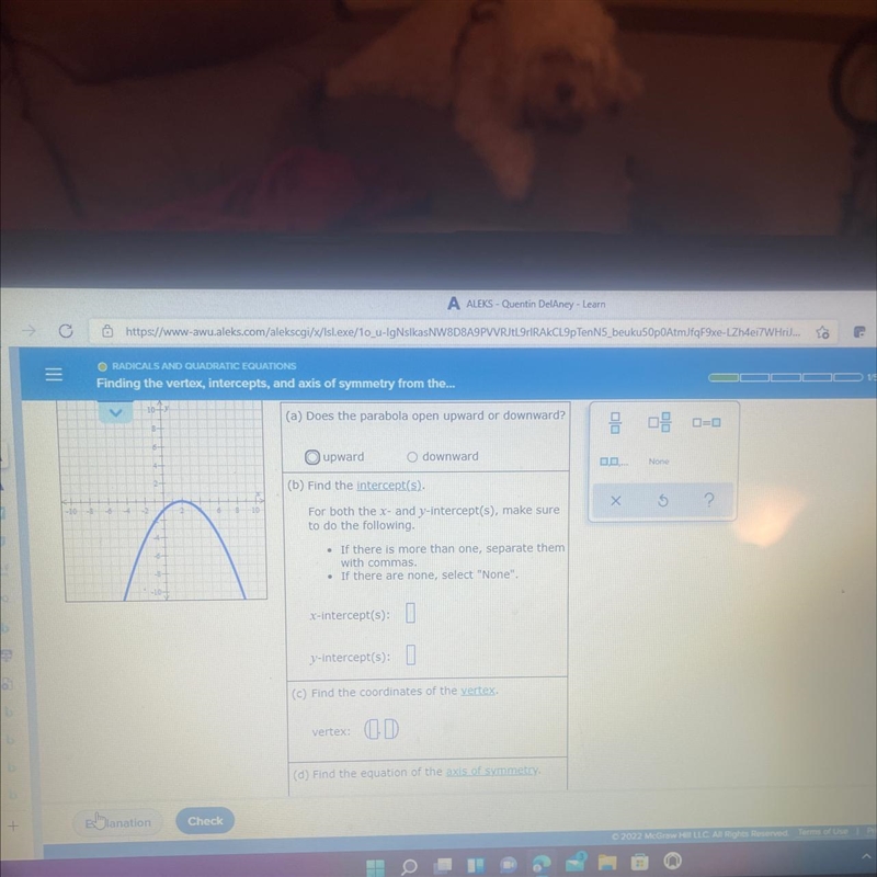 Use the graph of the parabola to fill in the table-example-1