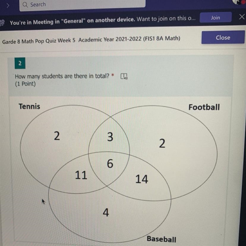 How many students are there in total?-example-1