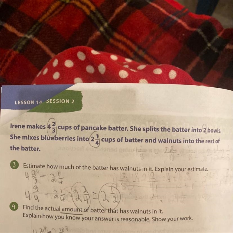 Having a hard time explaining to my daughter how to explain her estimate of this problem-example-1